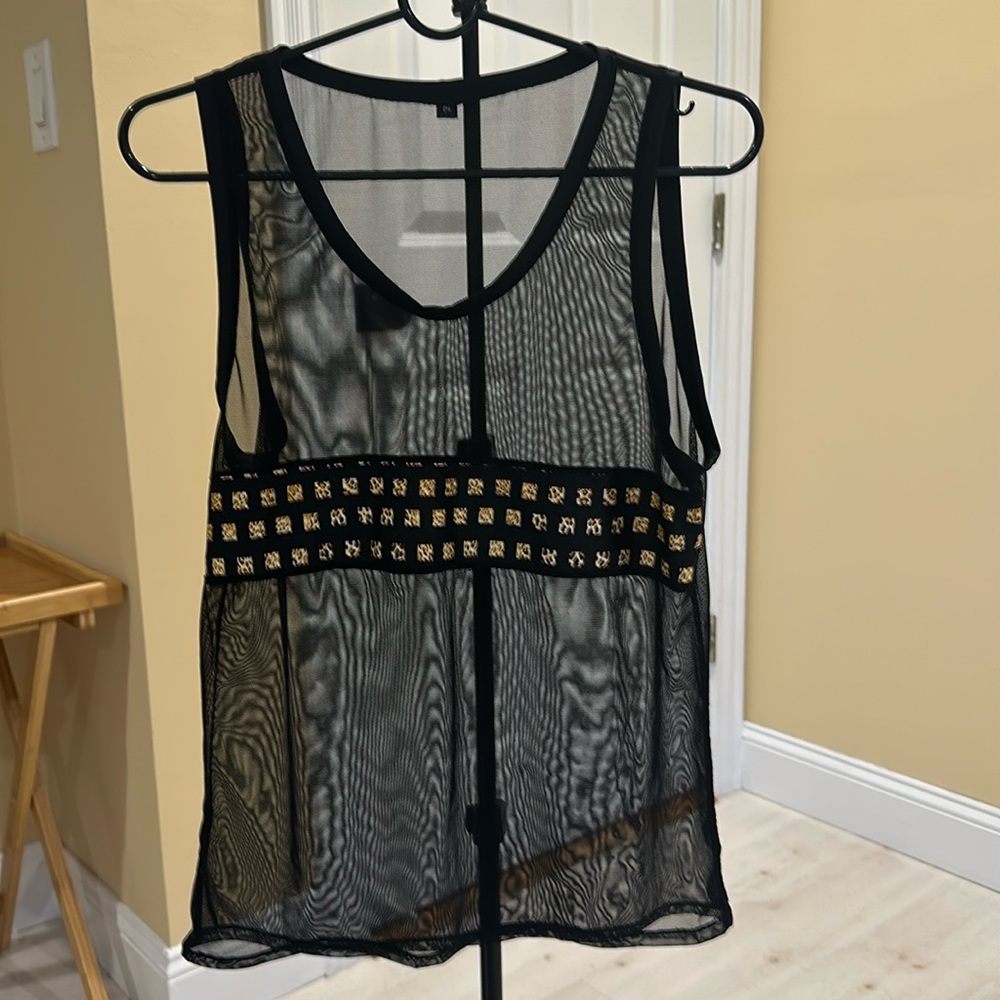 Transparent tank top with checkered leopard print design